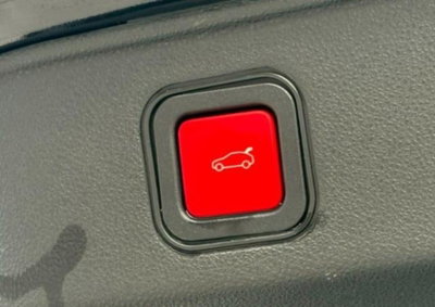 Alfa Romeo Junior 1.2 ibrida Speciale 145cv edct6 (5)