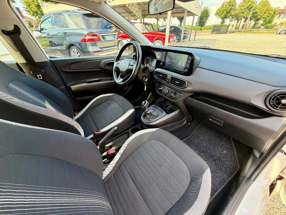 Hyundai i10 1.0 MPI AT Prime (11)