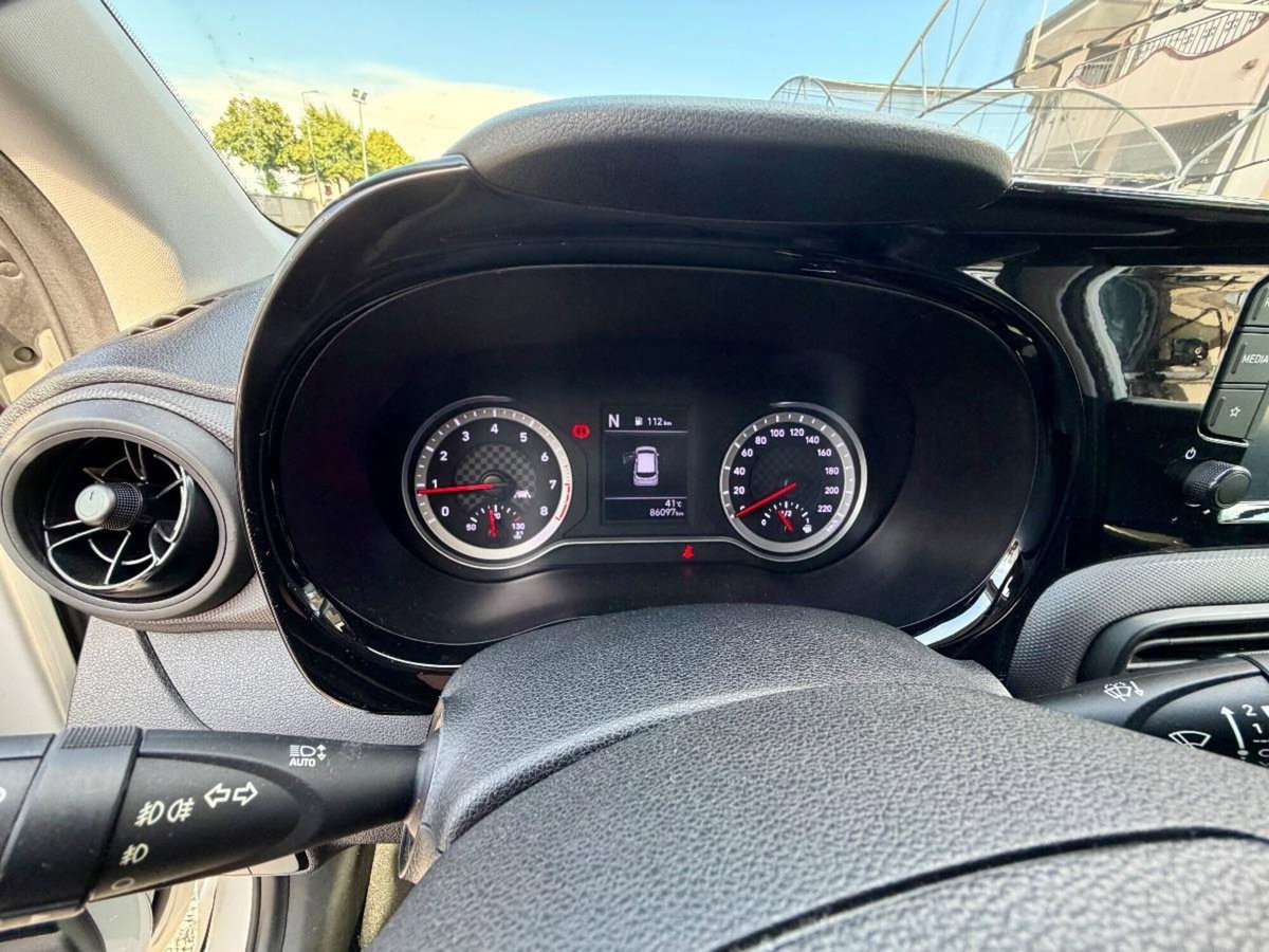 Hyundai i10 1.0 MPI AT Prime (12)