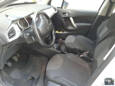 Citroen C3 1.1 White Selection (11)