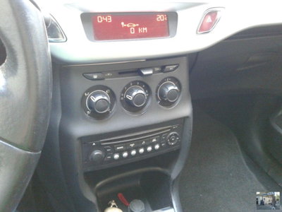 Citroen C3 1.1 White Selection (14)