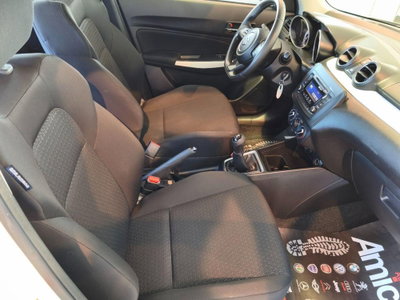 Suzuki Swift 1.2 Hybrid Top (12)