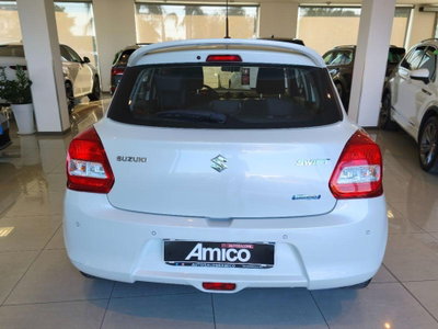 Suzuki Swift 1.2 Hybrid Top (6)