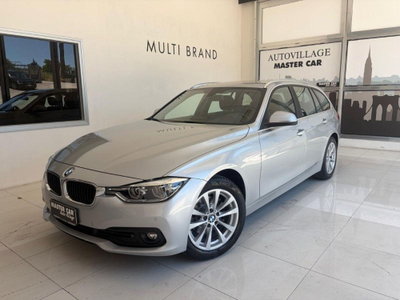 BMW Serie 3 Touring 318d  Business Advantage aut. usata