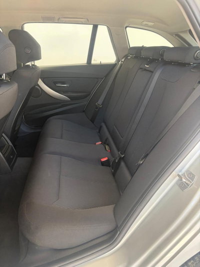BMW Serie 3 Touring 318d  Business Advantage aut. (16)