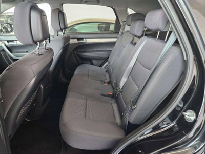 Kia Sorento 2.2 16V CRDI VGT 4WD Active (9)