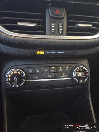 Ford Fiesta 1.5 EcoBlue 5 porte Titanium (13)