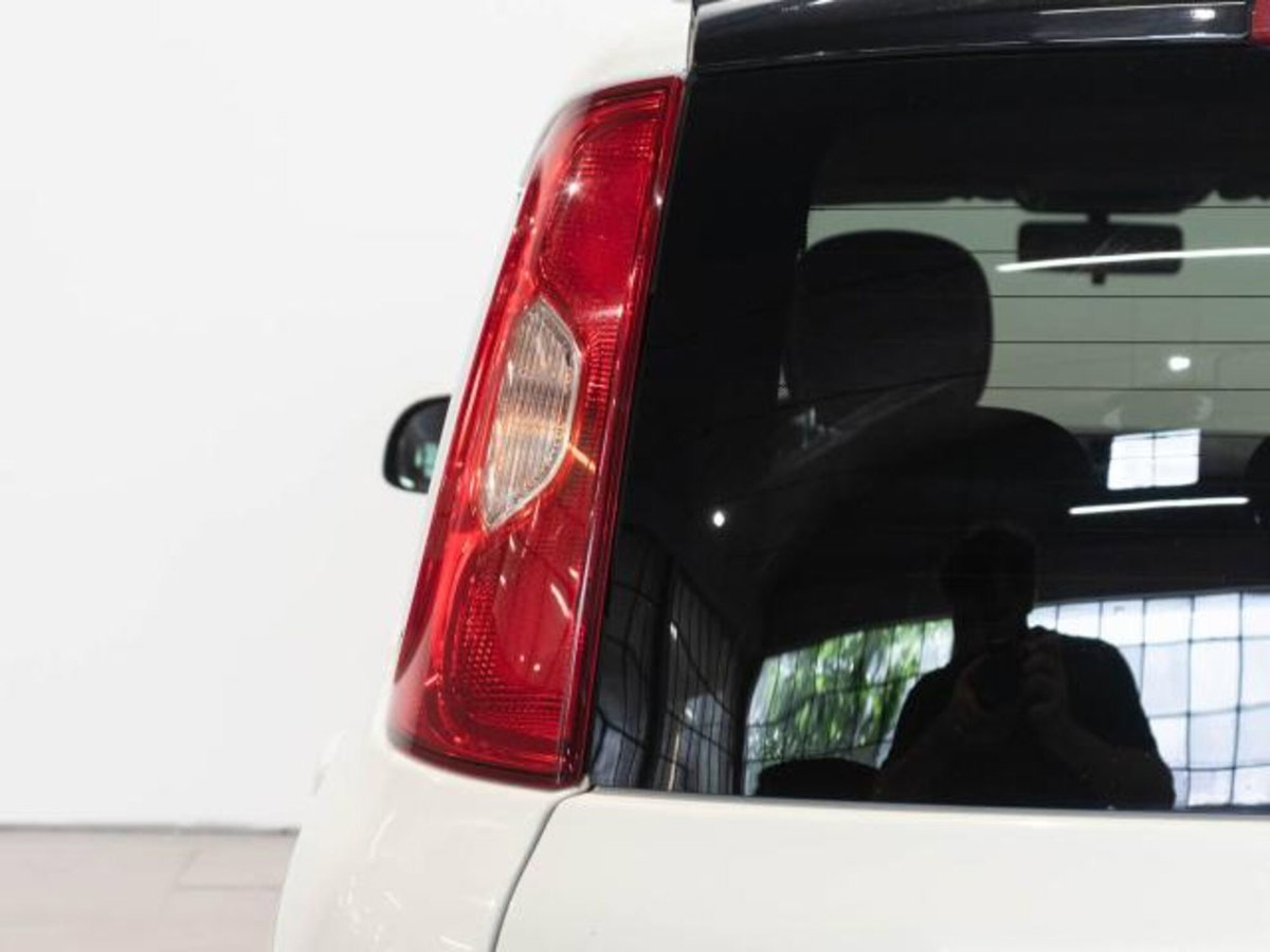 Fiat Panda 1.3 MJT 16V DPF 4x4 Climbing (7)