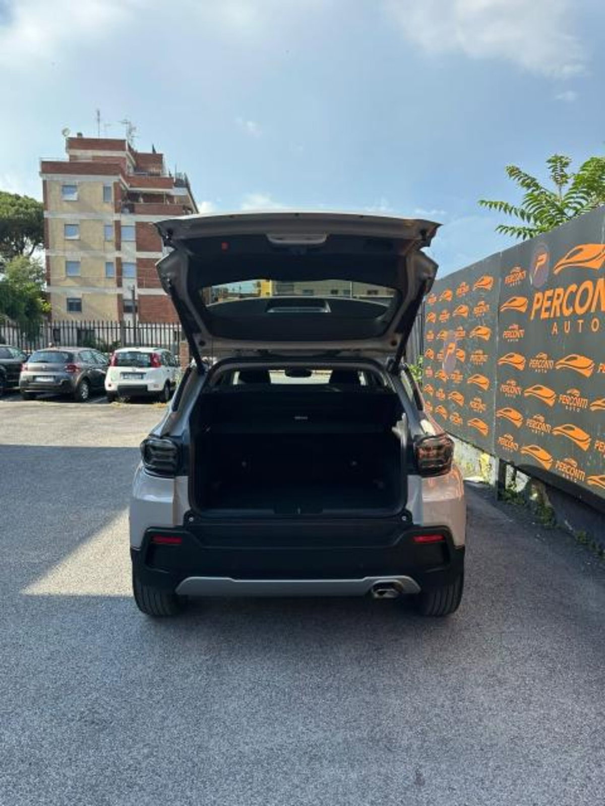 Jeep Avenger 1.2 turbo Summit fwd 100cv (14)