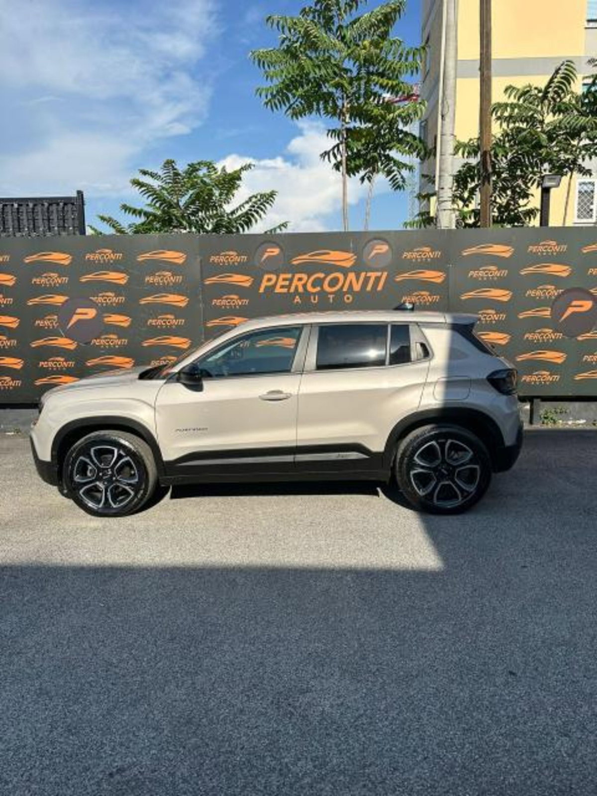 Jeep Avenger 1.2 turbo Summit fwd 100cv (8)