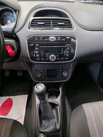 Fiat Punto Evo 1.2 5 porte S&S Blue&Me (5)