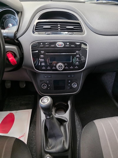 Fiat Punto 1.2 8V 5 porte Easy (5)
