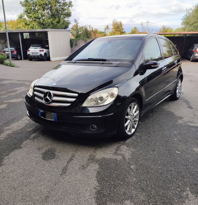 Mercedes-Benz Classe B 180 CDI Sport (2)