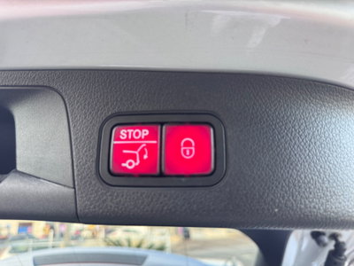 Mercedes-Benz GLA SUV 180 d Automatic Premium (14)
