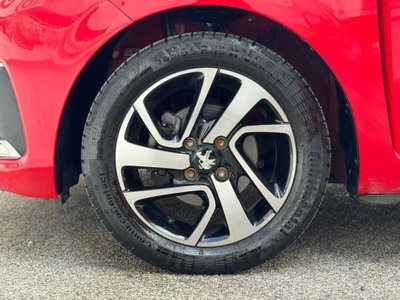 Peugeot 108 VTi 82 CV 5 porte Allure (18)
