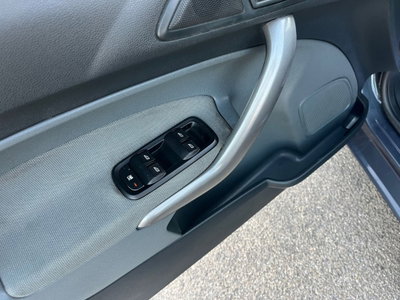 Peugeot 5008 2.0 HDi 150CV Allure (10)