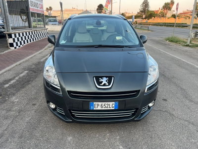 Peugeot 5008 2.0 HDi 150CV Allure (2)