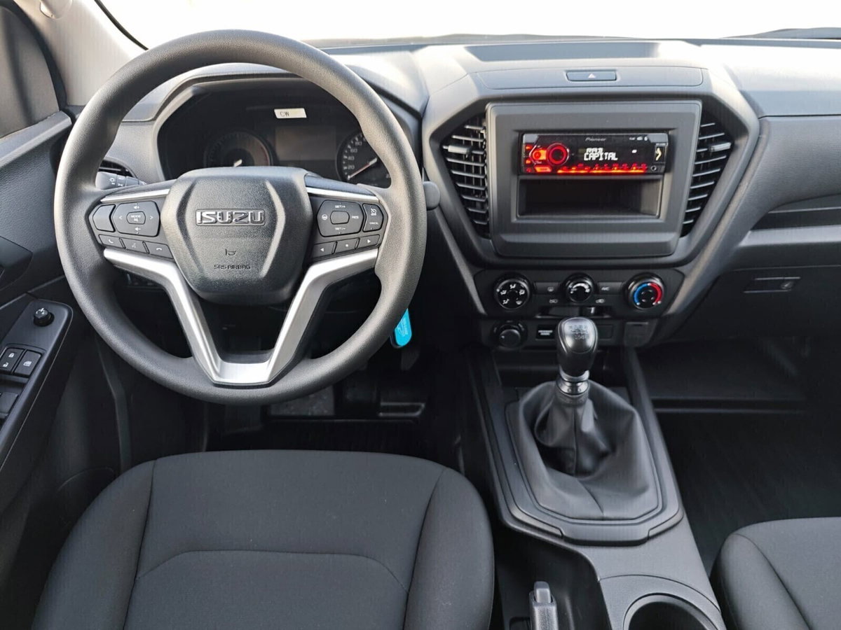 Isuzu D-Max Pick-up 1.9 crew N60 Nitro Sport 4x4 auto (11)