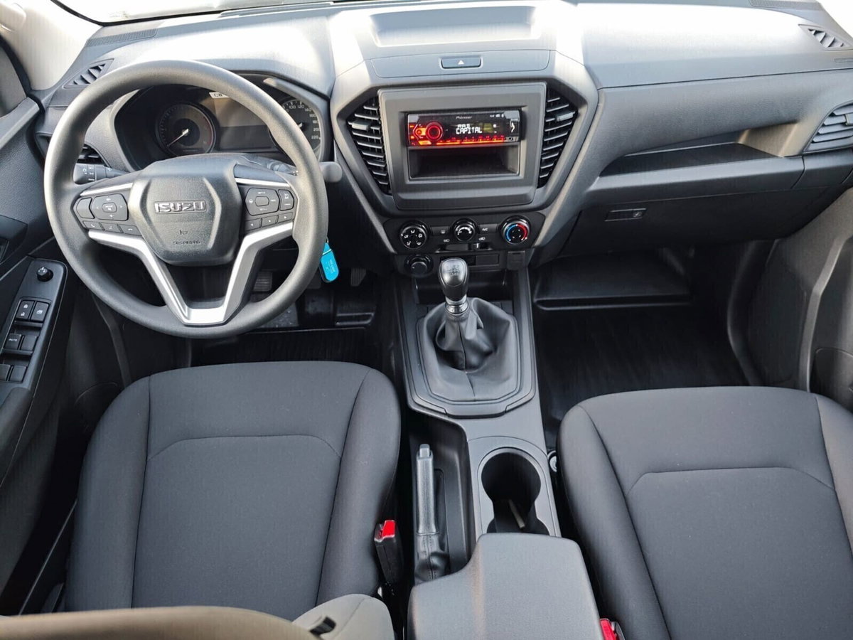 Isuzu D-Max Pick-up 1.9 crew N60 Nitro Sport 4x4 auto (15)