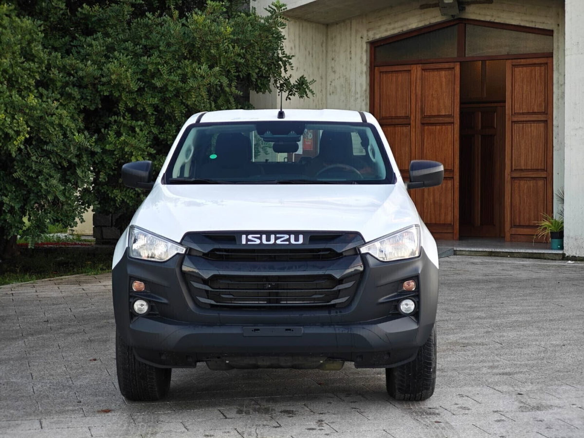 Isuzu D-Max Pick-up 1.9 crew N60 Nitro Sport 4x4 auto (2)