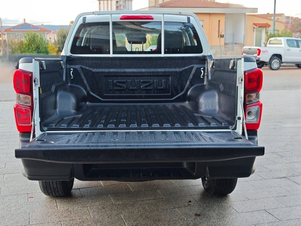 Isuzu D-Max Pick-up 1.9 crew N60 Nitro Sport 4x4 auto (9)