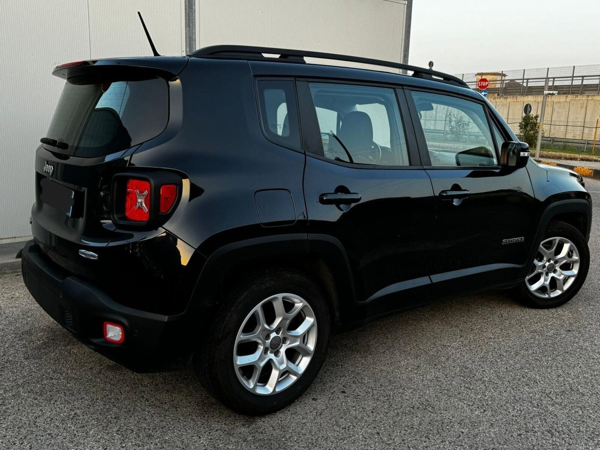 Jeep Renegade 1.6 Mjt DDCT 120 CV Limited (6)