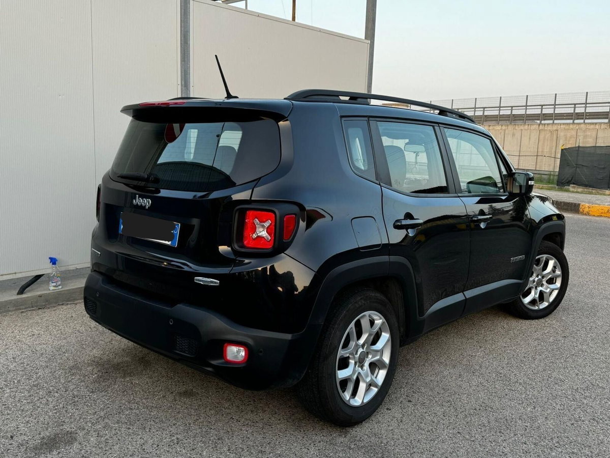 Jeep Renegade 1.6 Mjt DDCT 120 CV Limited (8)