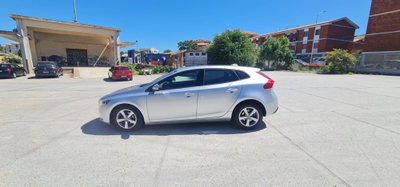 Volvo V40 D2 1.6 Momentum (2)