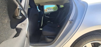 Volvo V40 D2 1.6 Momentum (8)