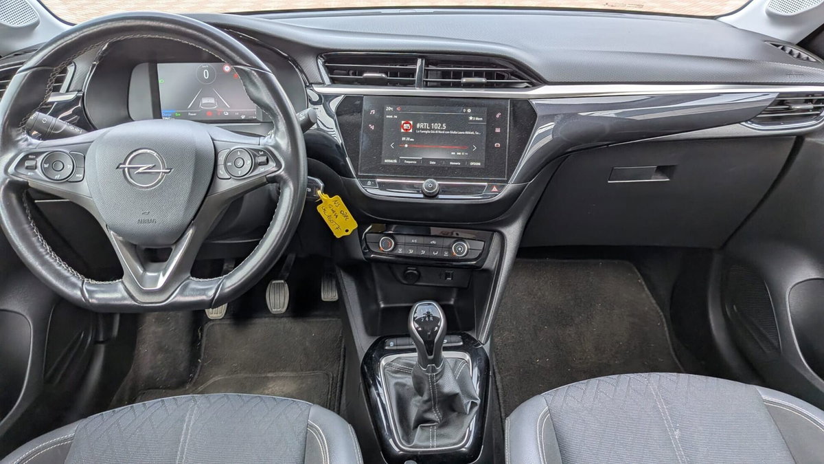 Opel Corsa 1.2 Edition (14)