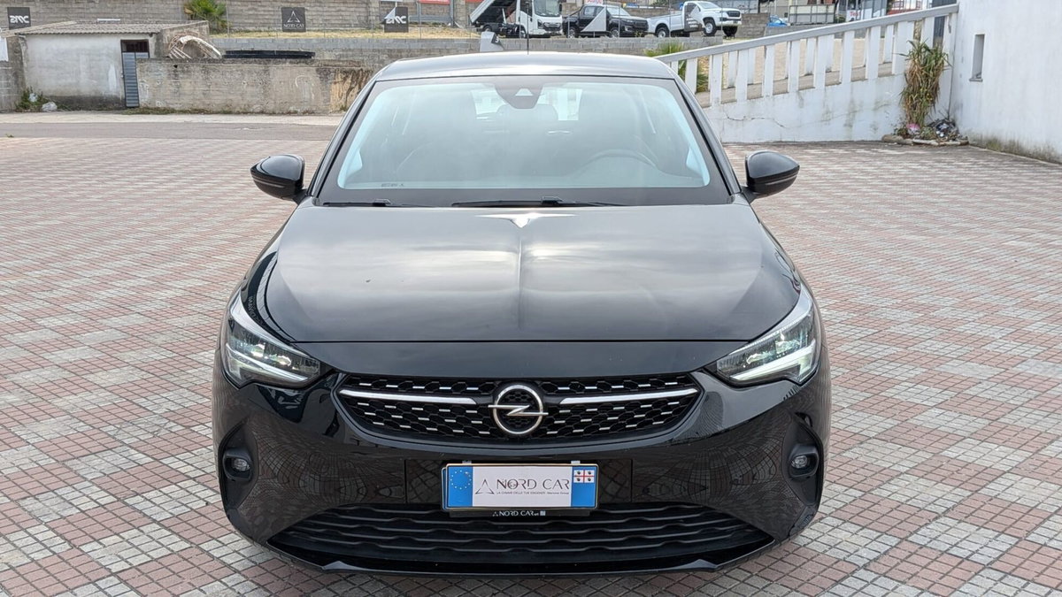 Opel Corsa 1.2 Edition (2)