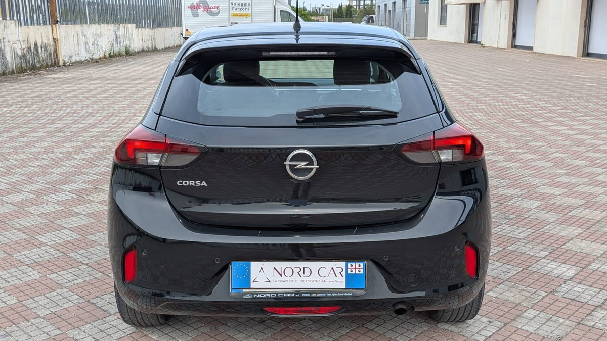 Opel Corsa 1.2 Edition (6)