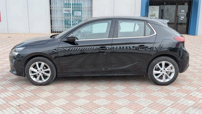 Opel Corsa 1.2 Edition (8)
