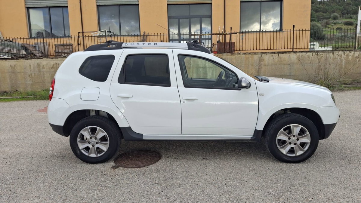 Dacia Duster 1.5 dCi 110CV S&S 4x2 Serie Speciale Lauréate Family (3)
