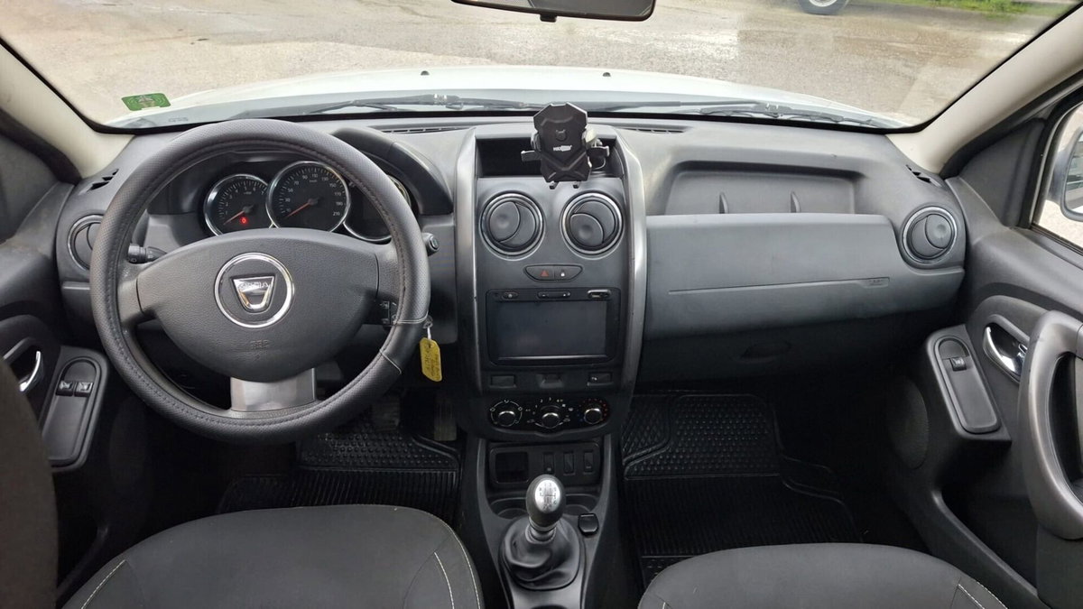Dacia Duster 1.5 dCi 110CV S&S 4x2 Serie Speciale Lauréate Family (8)