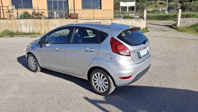 Ford Fiesta Plus 1.5 TDCi 75CV 5 porte (4)
