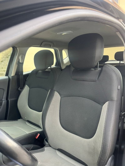 Renault Captur dCi 8V 90 CV Start&Stop Energy Zen (15)