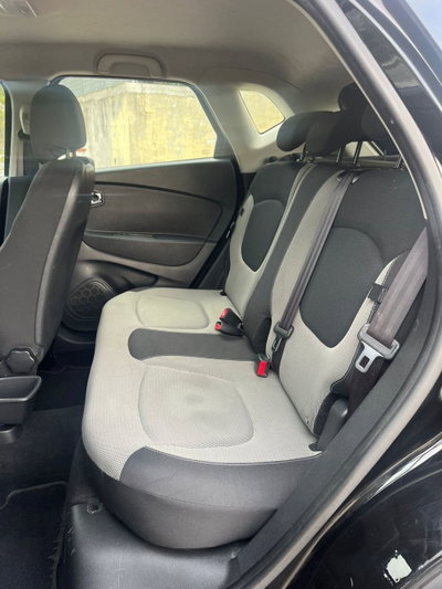 Renault Captur dCi 8V 90 CV Start&Stop Energy Zen (17)