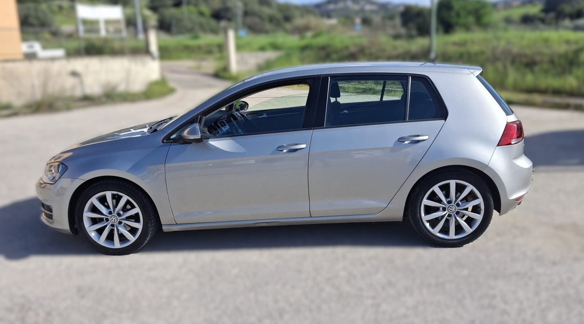 Volkswagen Golf 2.0 TDI 5p. Highline BlueMotion Technology (5)