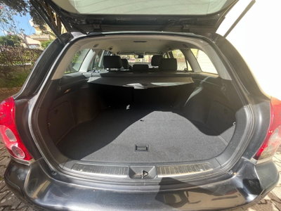 Toyota Avensis Station Wagon 2.2 D-4D 16V Station Wagon (18)