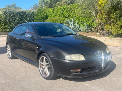 Alfa Romeo GT 1.9 MJT 16V Distinctive (8)