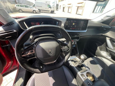 Peugeot 2008 PureTech 130 S&S Allure (10)