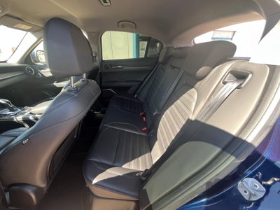 Alfa Romeo Stelvio Stelvio 2.2 Turbodiesel 210 CV AT8 Q4 Ti (16)
