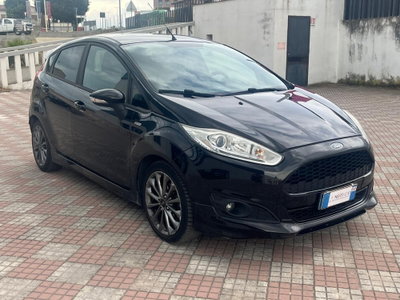 Ford Fiesta 1.5 TDCi 75CV 5 porte ST-Line (8)