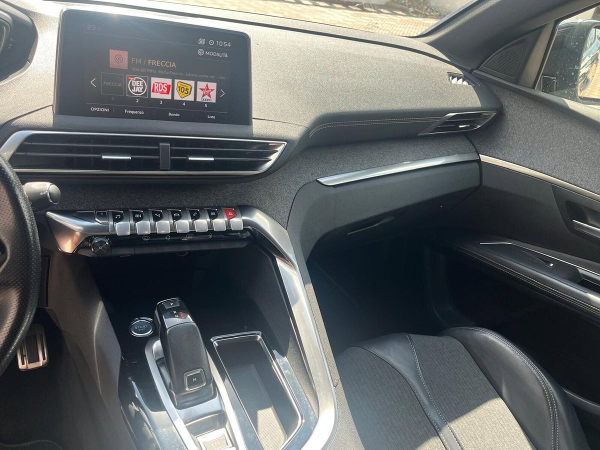 Peugeot 3008 BlueHDi 130 S&S EAT8 GT Line (10)