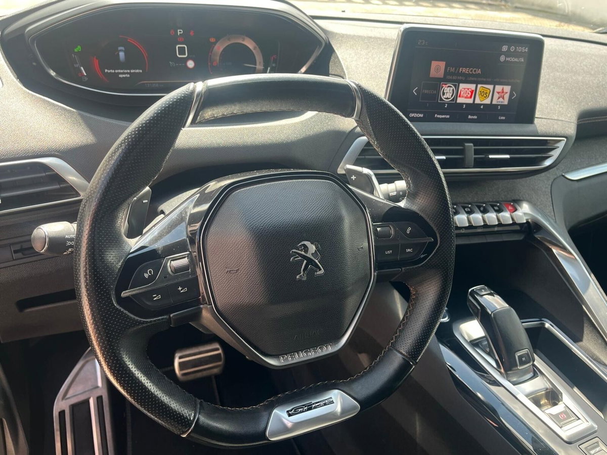 Peugeot 3008 BlueHDi 130 S&S EAT8 GT Line (9)