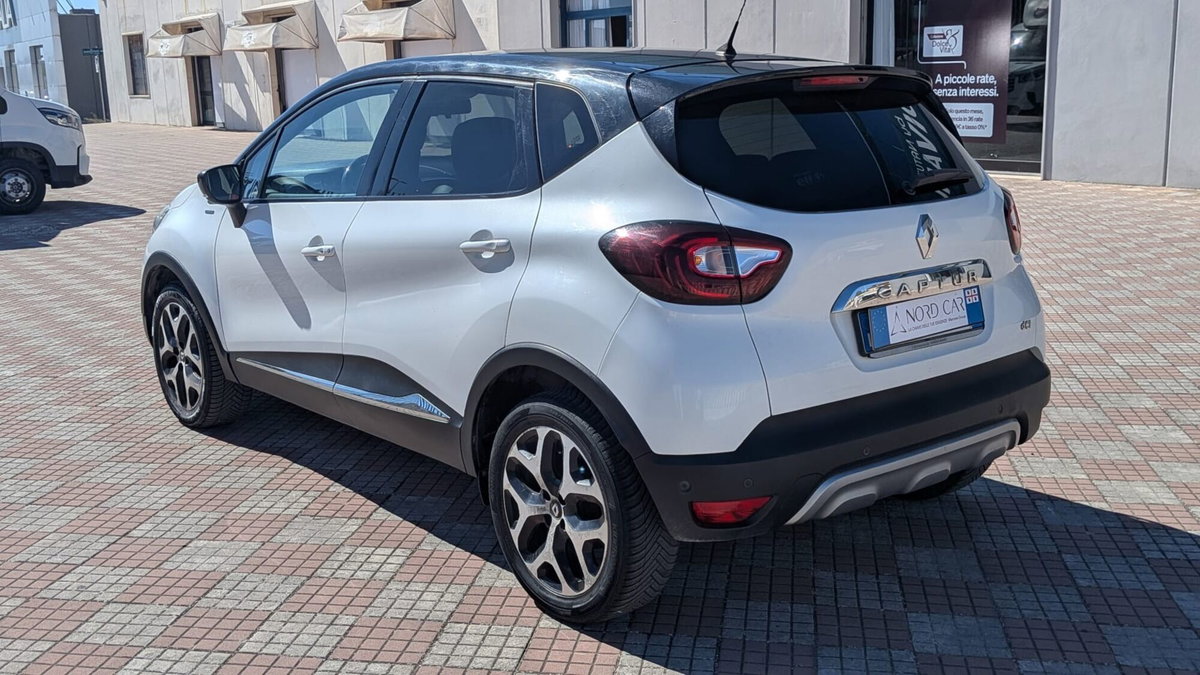 Renault Captur dCi 8V 110 CV Start&Stop Energy Edition One (4)