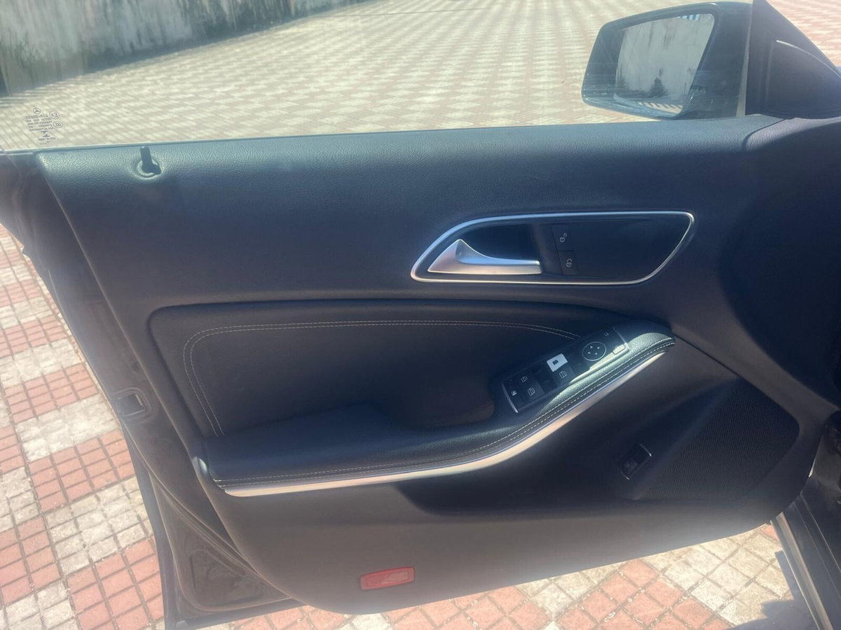 Mercedes-Benz CLA 200 CDI Executive (16)