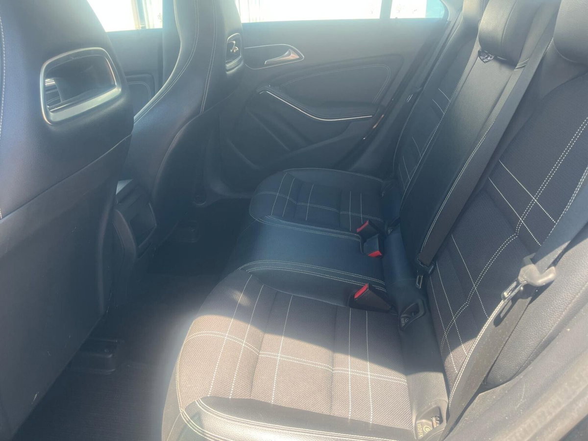 Mercedes-Benz CLA 200 CDI Executive (19)