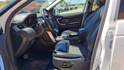 Land Rover Discovery Sport 2.0 TD4 150 CV Pure (10)